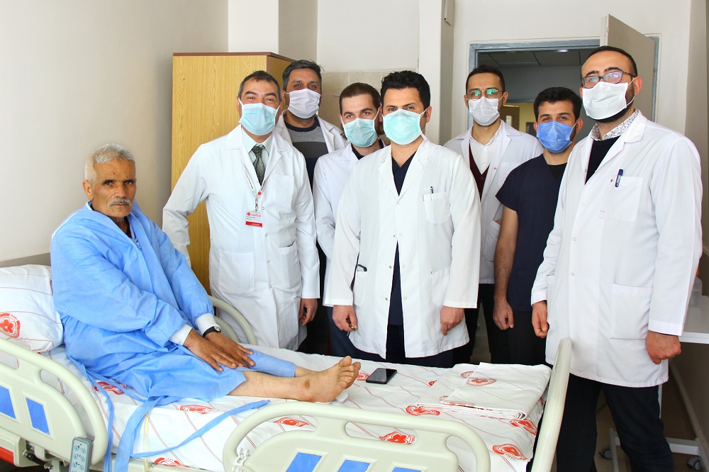 Sivas’ta Bağırsaktan Yeni Mesane Yapıldı