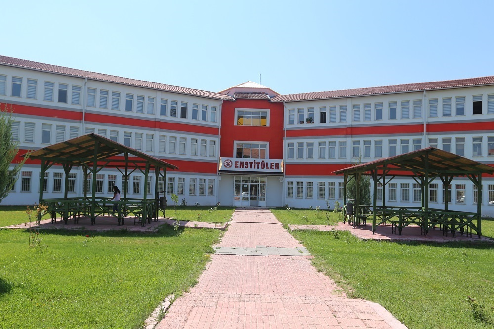CÜ Fen Bilimleri Enstitüsü Lisansüstü öğrenci alımı yapacak