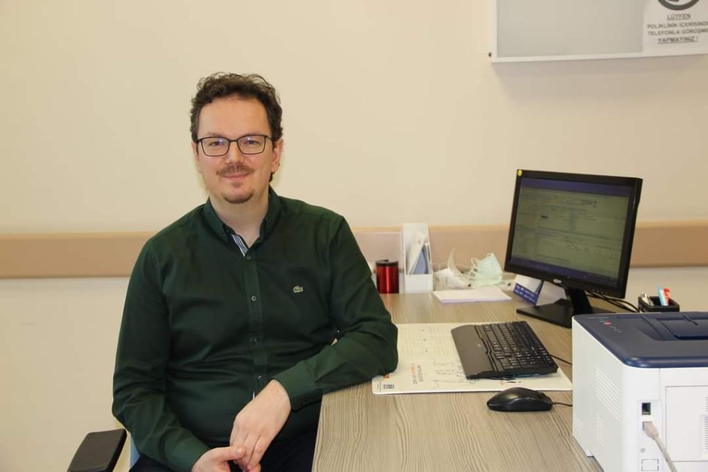 Op. Dr. Furkan Șan :” Ülkemizde 2.2 milyon vatandaș ișitme kaybı yașıyor.”.
