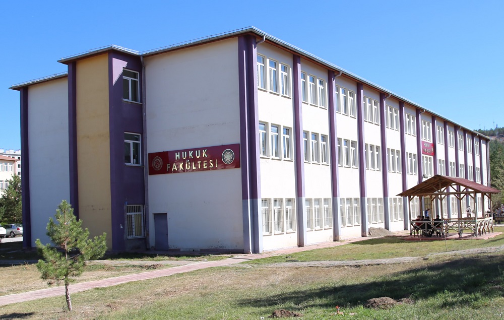 Cumhuriyet Üniversitesi Hukuk Fakültesi ve Konservatuvara İlk Defa Öğrenci Alınacak