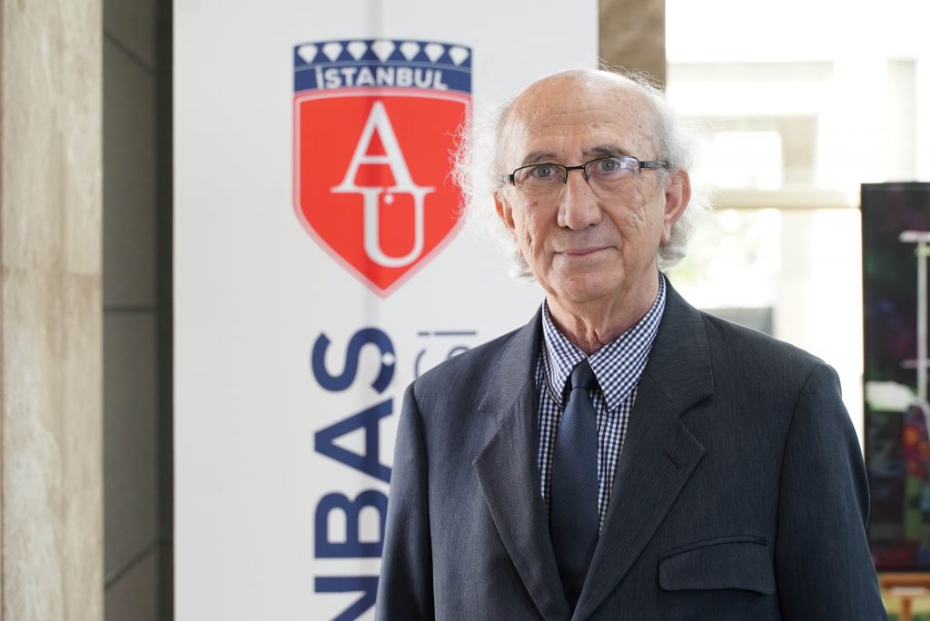 Prof. Dr. Zeki Hasgür: “ 5.9 şiddetindeki deprem sürpriz oldu.”