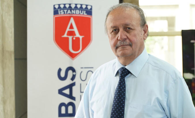 Prof. Dr. Tuncer Çelik, deprem anında göçmeyecek bina yapmanın formülünü verdi.