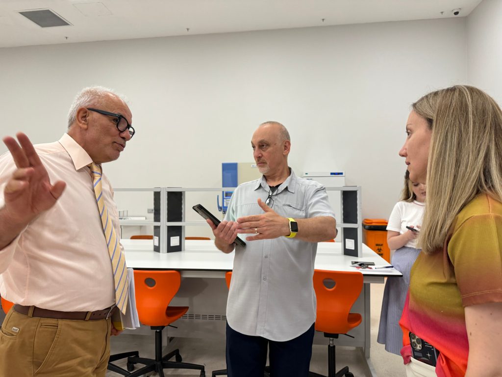 İstanbul Atlas Üniversitesi IRIS Laboratuvarı, biyoteknolojik ilaç araştırmaları yapacak