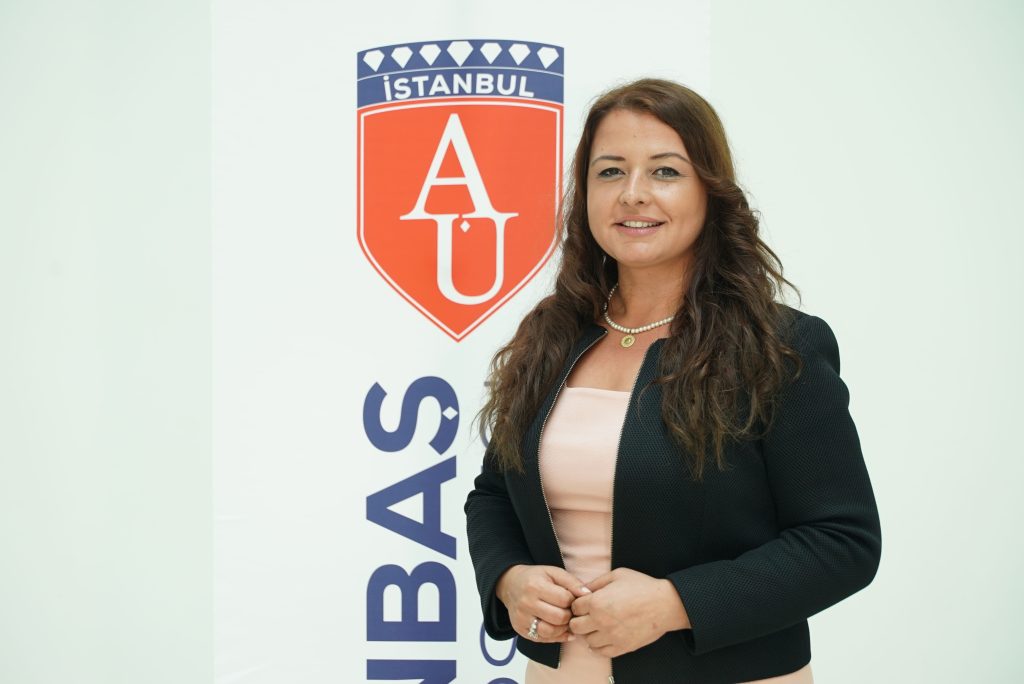 Dr. Öğr. Üyesi İpek Ada Alver “Çocuklar nefes alsın diye gidilen parklar dikkat edilmezse tehlike saçıyor!”