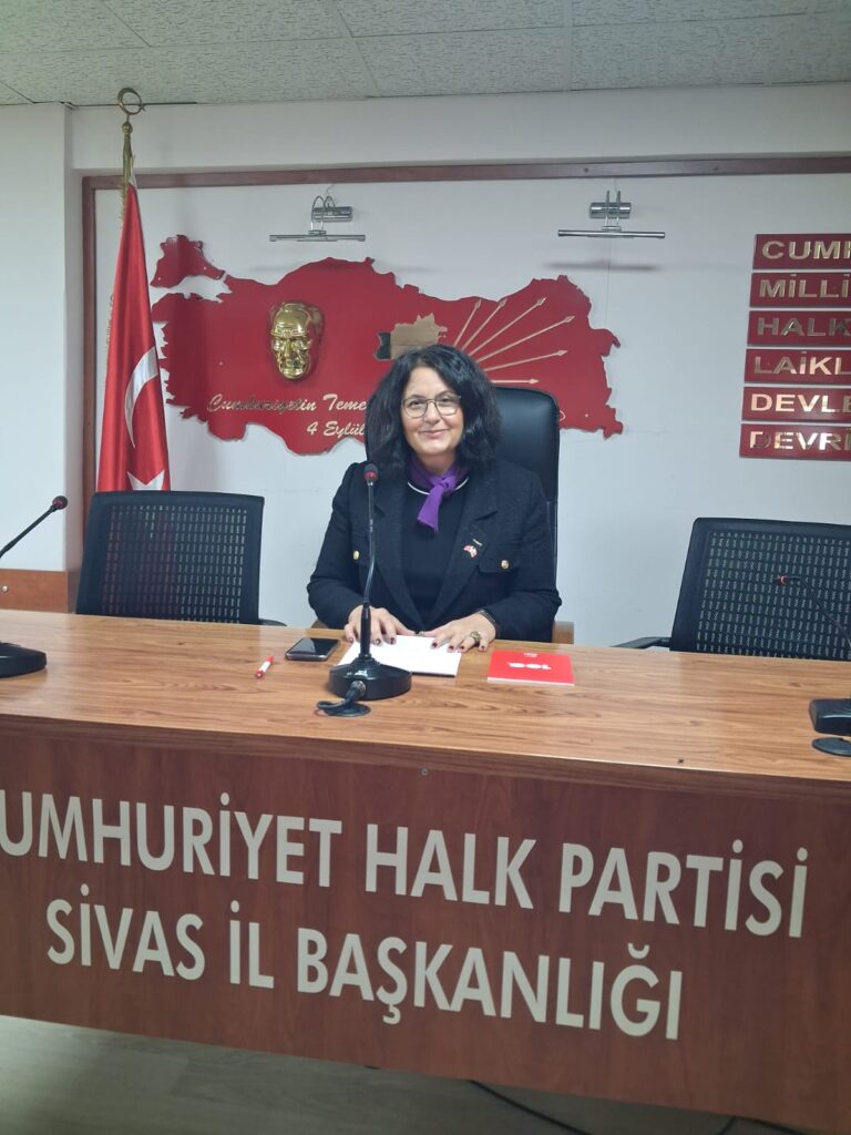 CHP Kadın Kolları Başkanı Nilgün Korkmaz :”Kadınların dayanışması hâlâ en büyük ışık, en büyük cesarettir.”