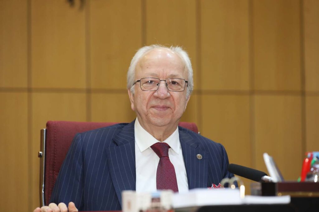 Meclis Başkanı Mehmet Şarkışla Güven Tazeledi